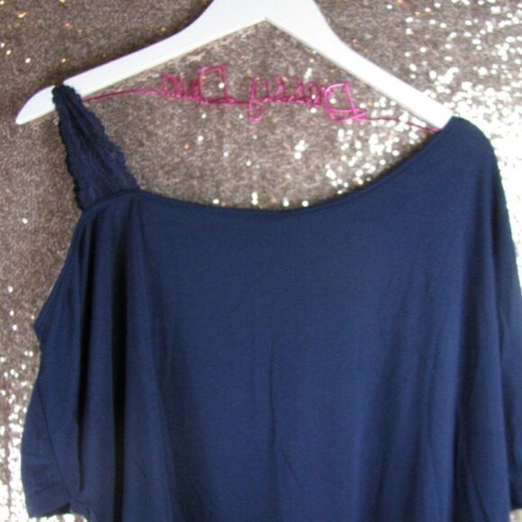 NWT BloomChic navy lacy shirt 14/XL - Picture 10 of 11
